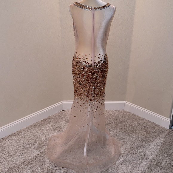 Stunning and rare Sheer Illusion Jovani embellished gown, sz 4 - Picture 7 of 13